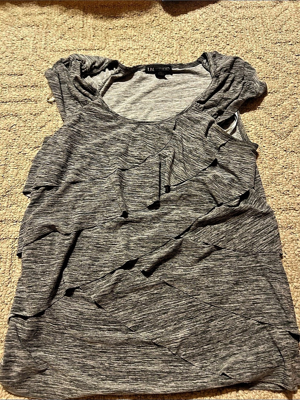I.N. Studio Ruffled Gray Tank Top Size Medium Like New